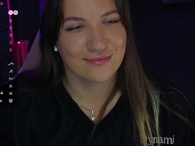 BloomBambi's BongaCams show and profile