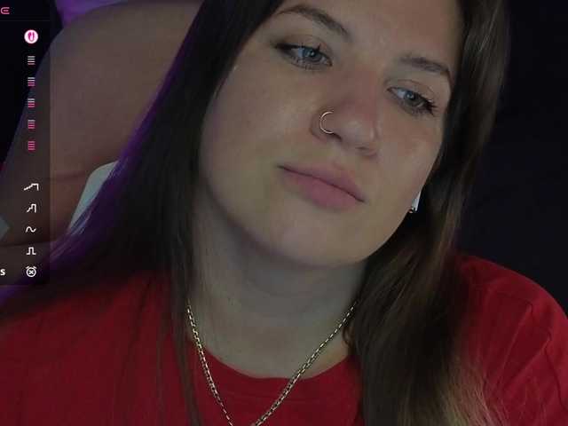 BloomBambi's BongaCams show and profile