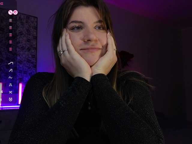 BloomBambi's BongaCams show and profile