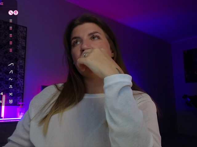 BloomBambi's BongaCams show and profile