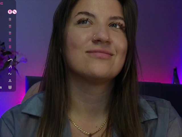 BloomBambi's BongaCams show and profile