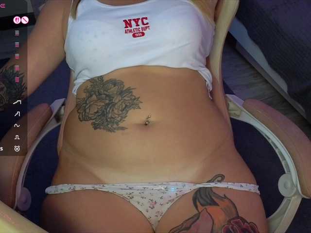 BloomBambi's BongaCams show and profile