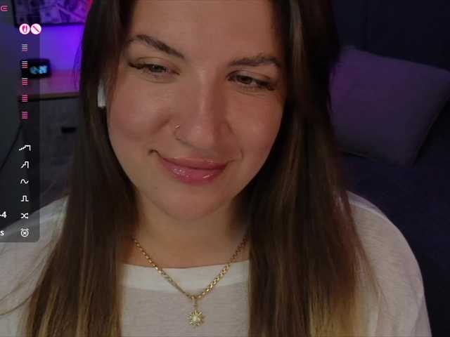 BloomBambi's BongaCams show and profile