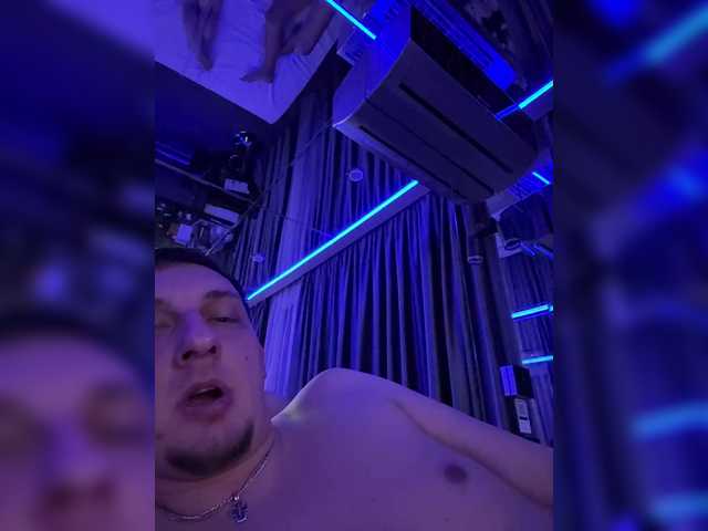 XaSeen's BongaCams profile