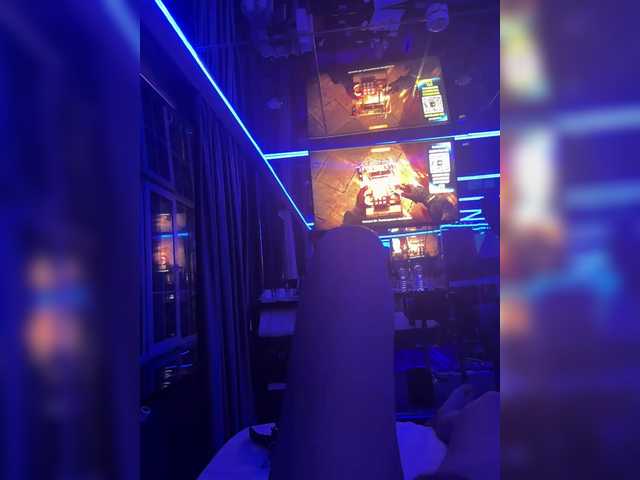 XaSeen's BongaCams show and profile