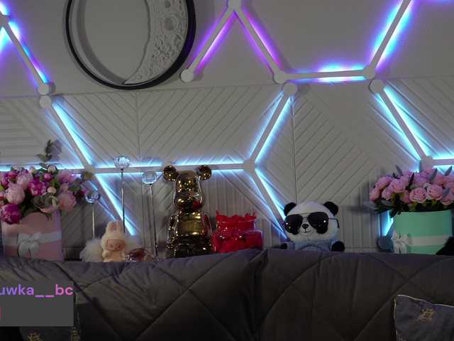 blondinochkaa's BongaCams show and profile