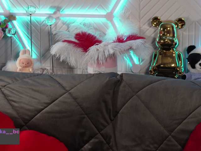 blondinochkaa's BongaCams show and profile