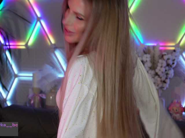 blondinochkaa preview