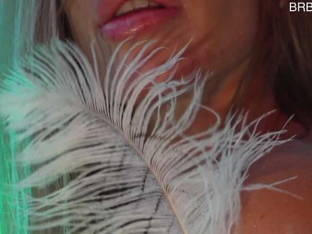 blondinochkaa's BongaCams show and profile