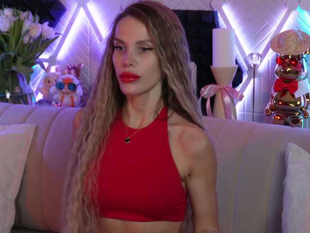 blondinochkaa's BongaCams show and profile