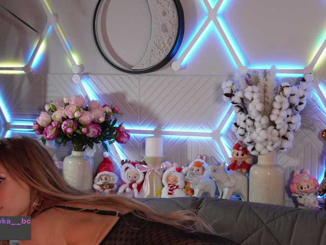 blondinochkaa's BongaCams show and profile
