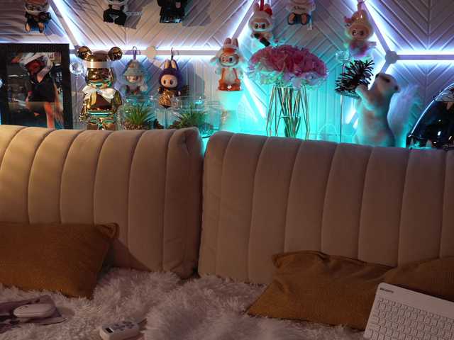 blondinochkaa live cam