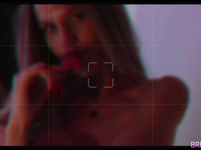 blondinochkaa's BongaCams show and profile