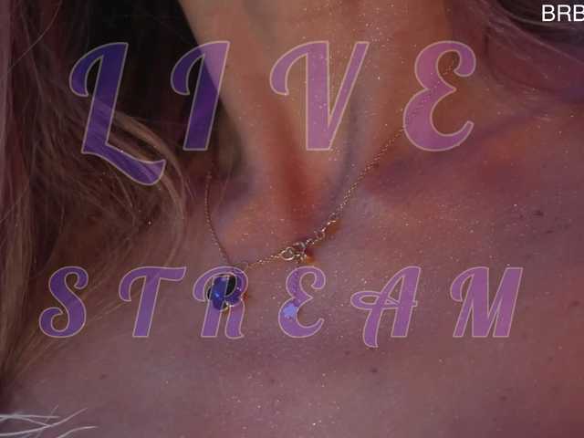 blondinochkaa's BongaCams show and profile