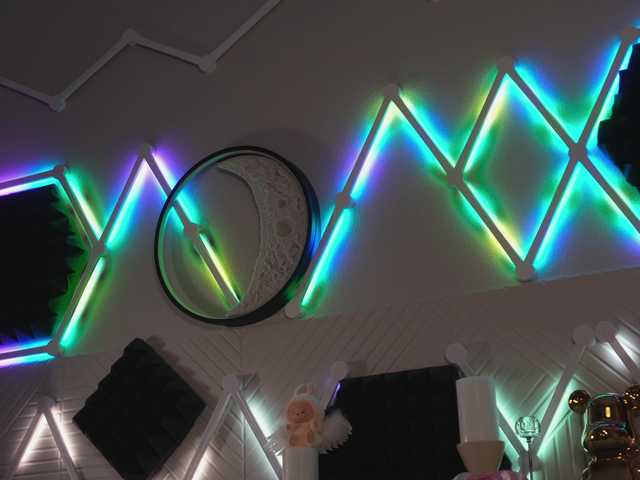 blondinochkaa's BongaCams show and profile