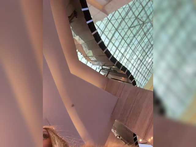 blondinochkaa's BongaCams show and profile