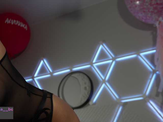 blondinochkaa's BongaCams show and profile