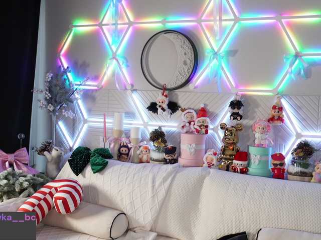 blondinochkaa's BongaCams show and profile