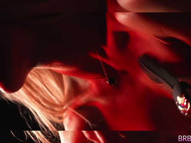 blondinochkaa's BongaCams show and profile