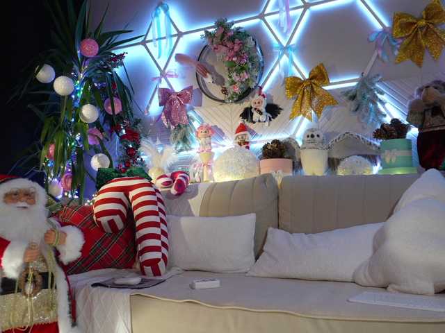 blondinochkaa's BongaCams show and profile