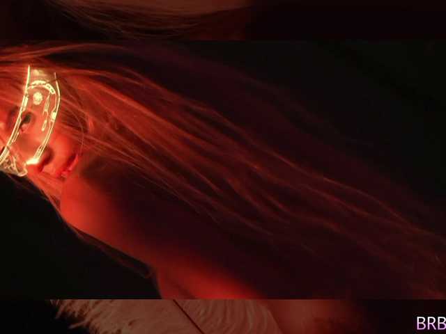 blondinochkaa's BongaCams show and profile