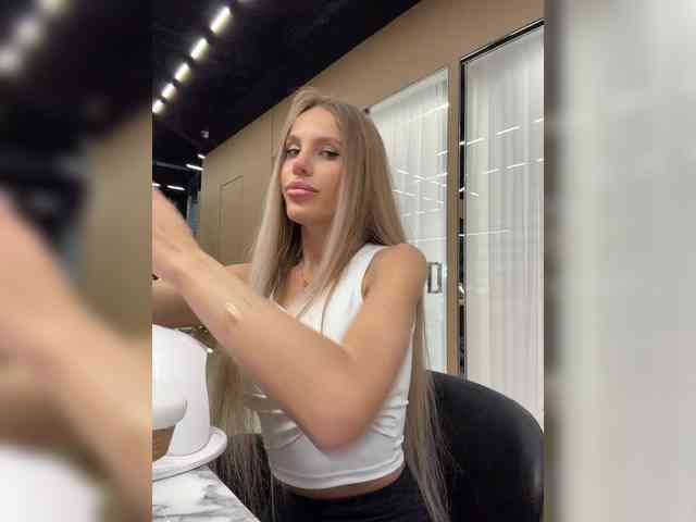 blondinochkaa blondinochkaa