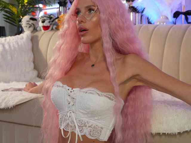 blondinochkaa Live Webcam on BongaCams