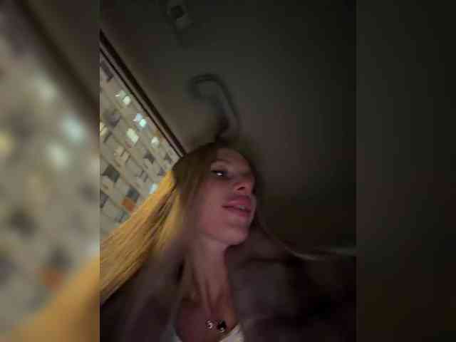 blondinochkaa blondinochkaa