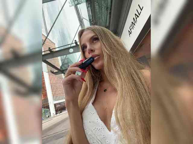 live free chat Blondinochkaa