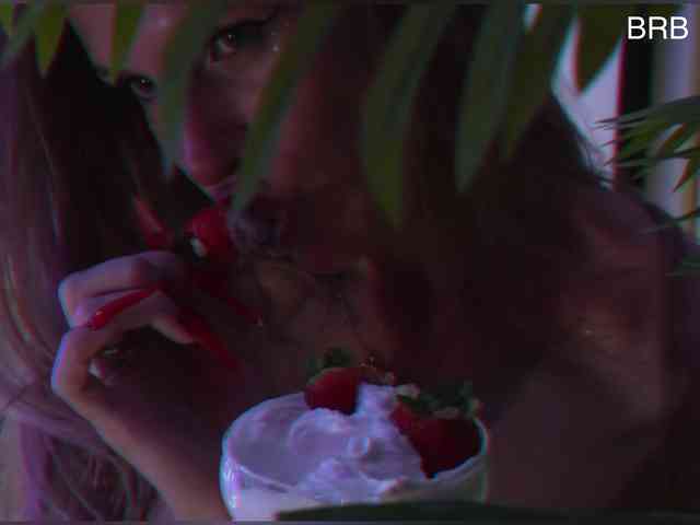 blondinochkaa Live Webcam on BongaCams