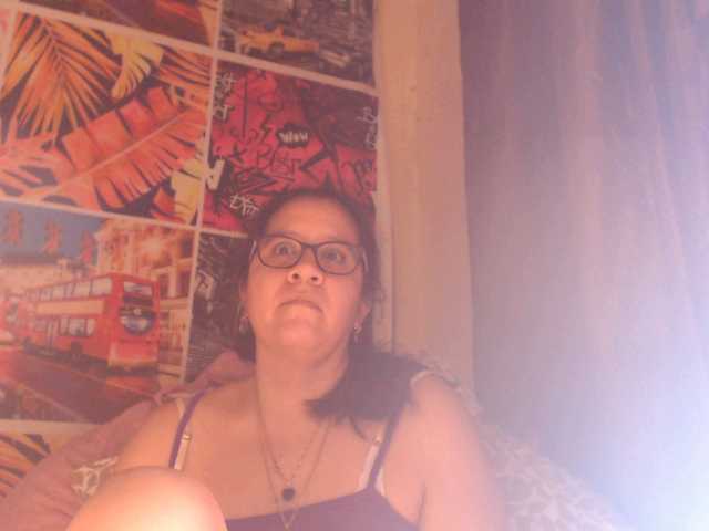  lucyLUxxx chat room