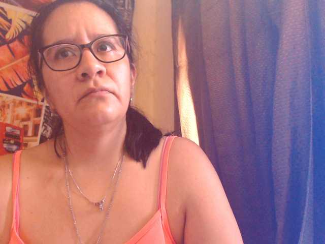 lucyLUxxx from BongaCams is Freechat