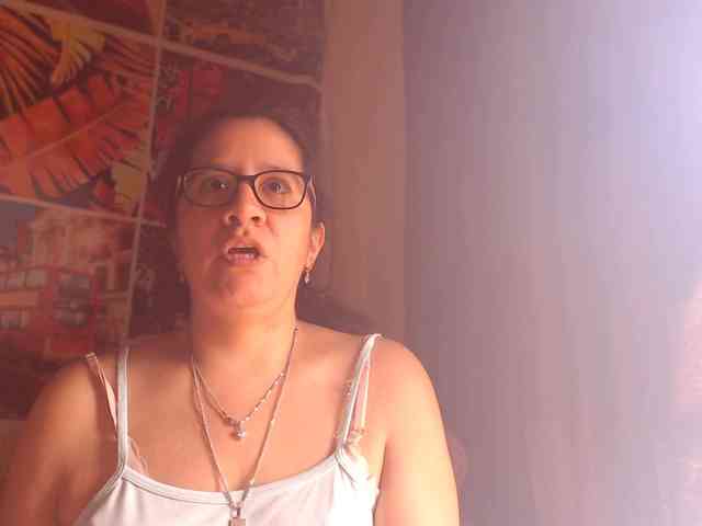 lucyLUxxx webcam
