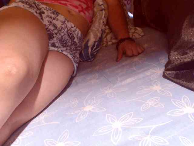 lucyLUxxx bongacams