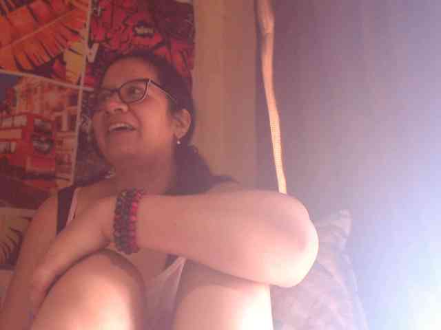lucyLUxxx webcam