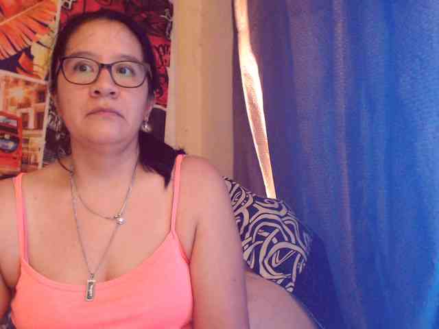 lucyLUxxx webcam