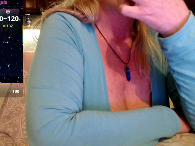 JennaDeluxe's BongaCams show and profile