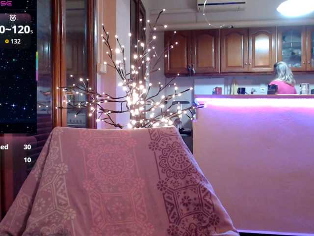 JennaDeluxe's BongaCams show and profile