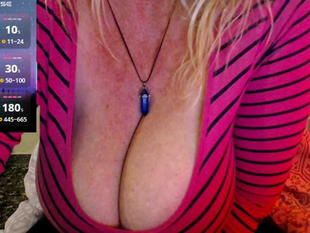 JennaDeluxe's BongaCams show and profile