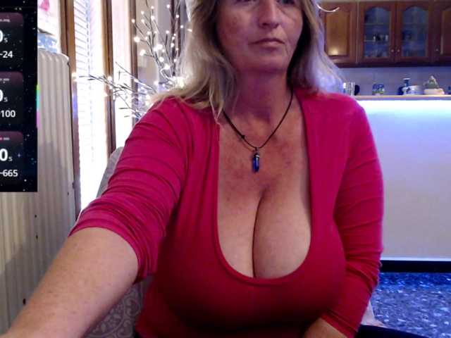 JennaDeluxe's BongaCams show and profile