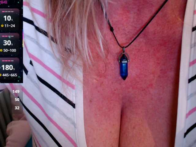 JennaDeluxe's BongaCams show and profile