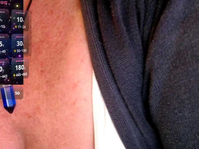 JennaDeluxe's BongaCams show and profile