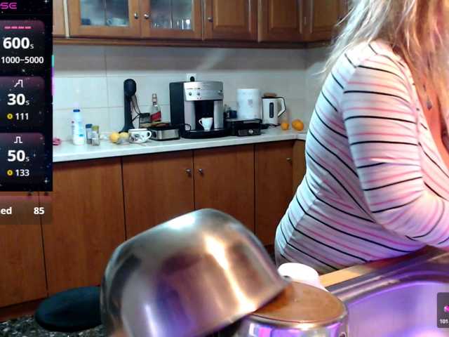 JennaDeluxe's BongaCams show and profile