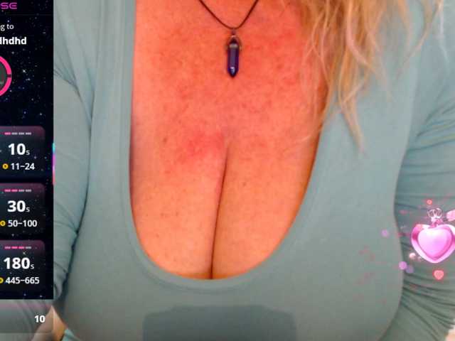 JennaDeluxe's BongaCams show and profile