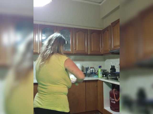 JennaDeluxe's BongaCams show and profile