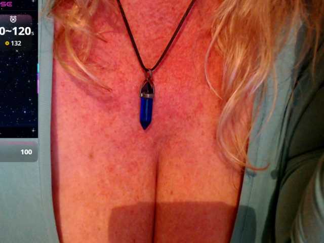 JennaDeluxe's BongaCams show and profile