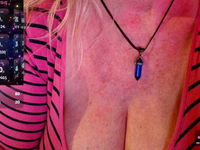 JennaDeluxe's BongaCams show and profile