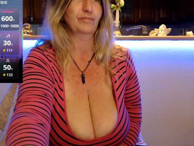 JennaDeluxe — Hi Im Jenna  #bigboobs #curvy #milf