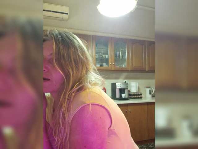 JennaDeluxe's BongaCams show and profile