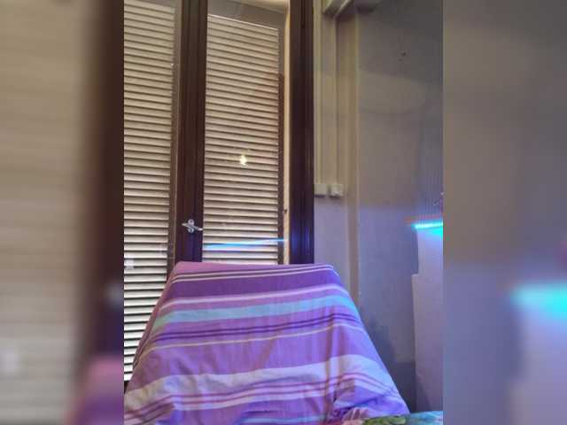 JennaDeluxe's BongaCams show and profile